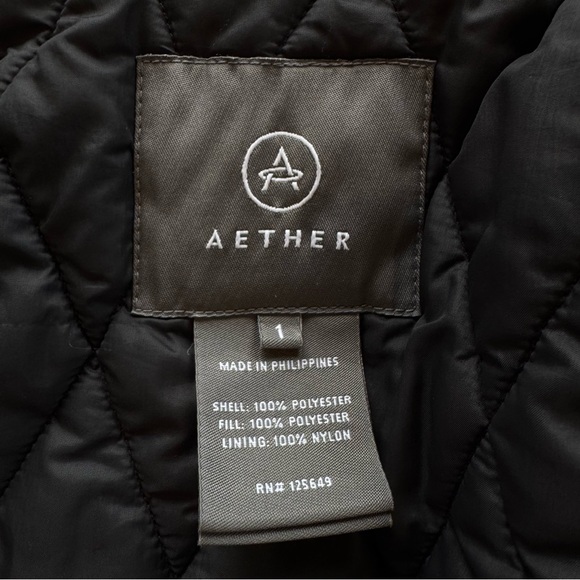 Aether Insulated Quilted Vega Vest Black Zip Closure, Pockets, Size XS / 1 - Picture 9 of 13